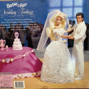 BARBIE & KEN WEDDING FANTASY SET NIB